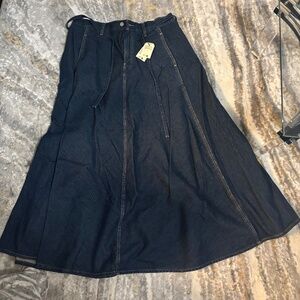 Levi’s Denim Skirt